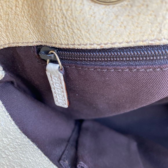 GUCCI ECLIPSE MICRO GG BUCKET BAG - Picture 4 of 13